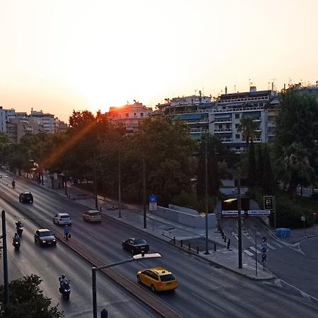 Chris'S Athens Home In The Center Of Everything Екстер'єр фото