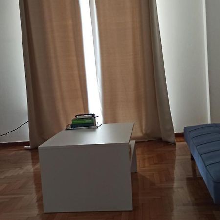 Chris'S Athens Home In The Center Of Everything Екстер'єр фото
