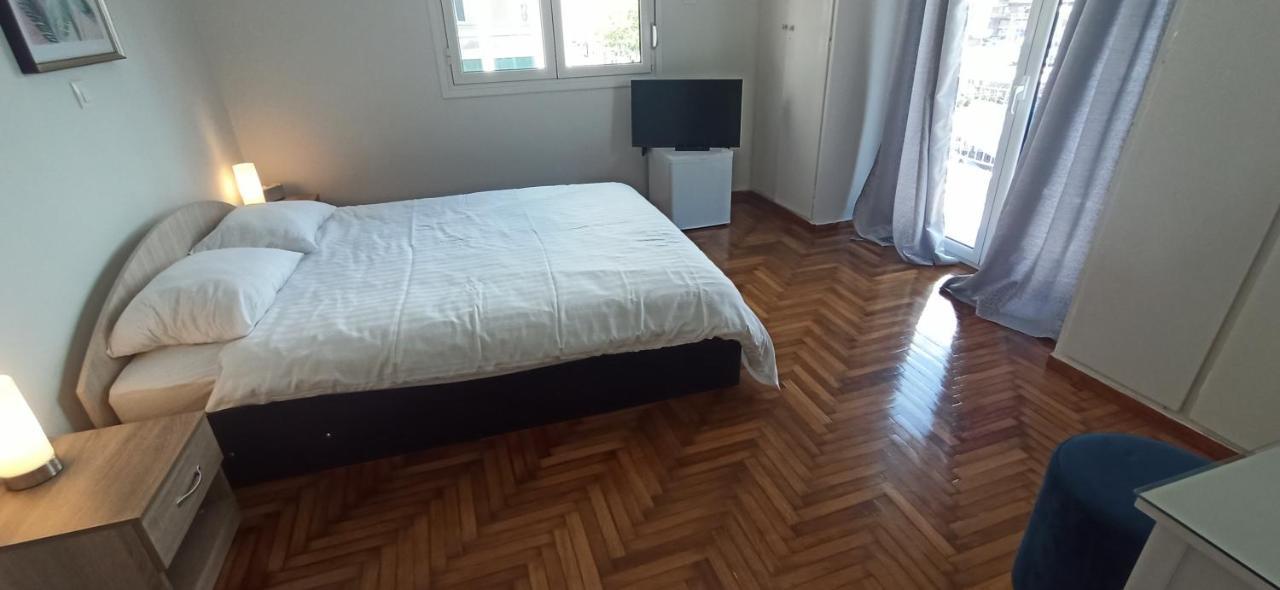 Chris'S Athens Home In The Center Of Everything Екстер'єр фото